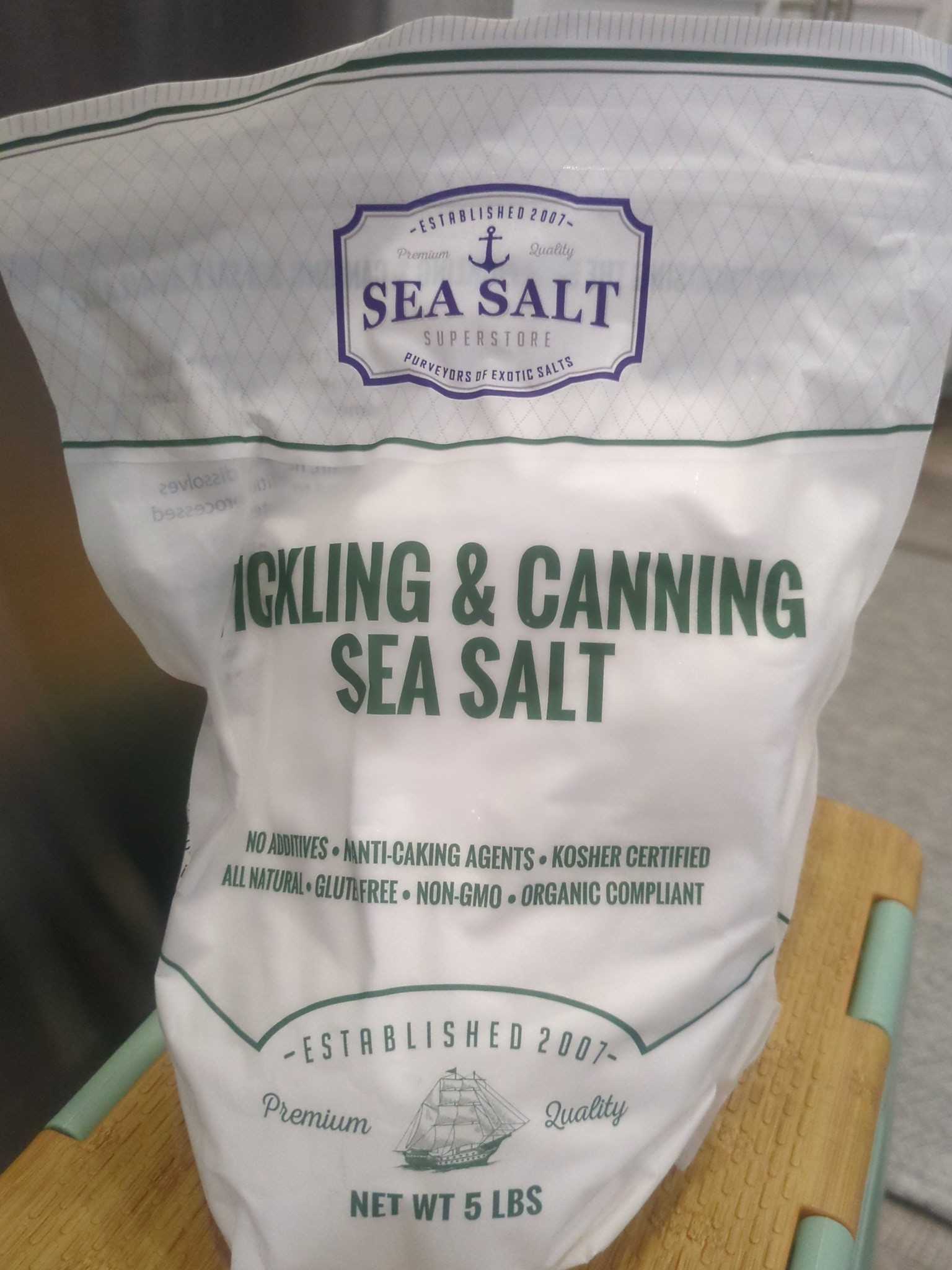 Picking & Canning Sea Salt