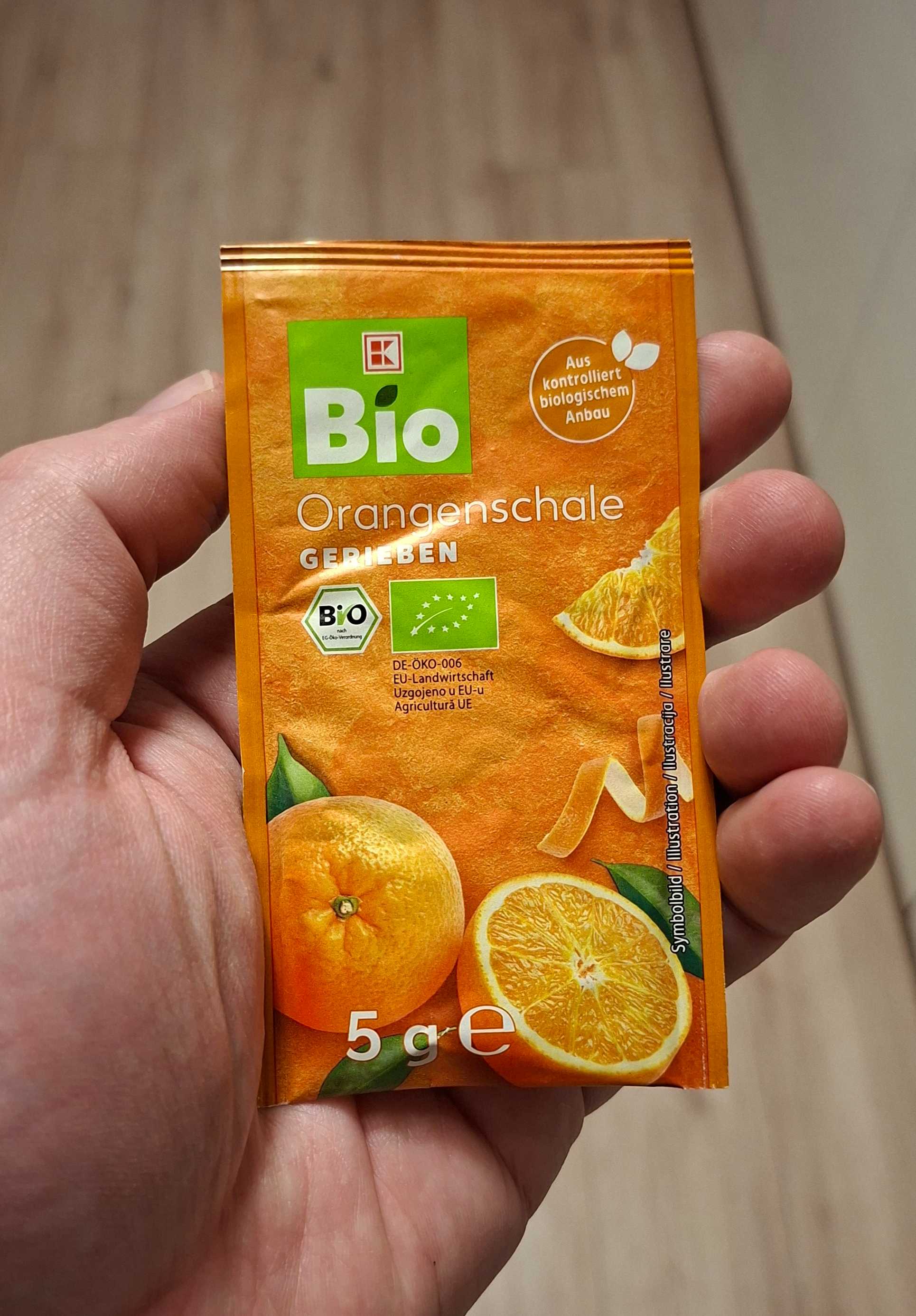 Orangenschale (gerieben)