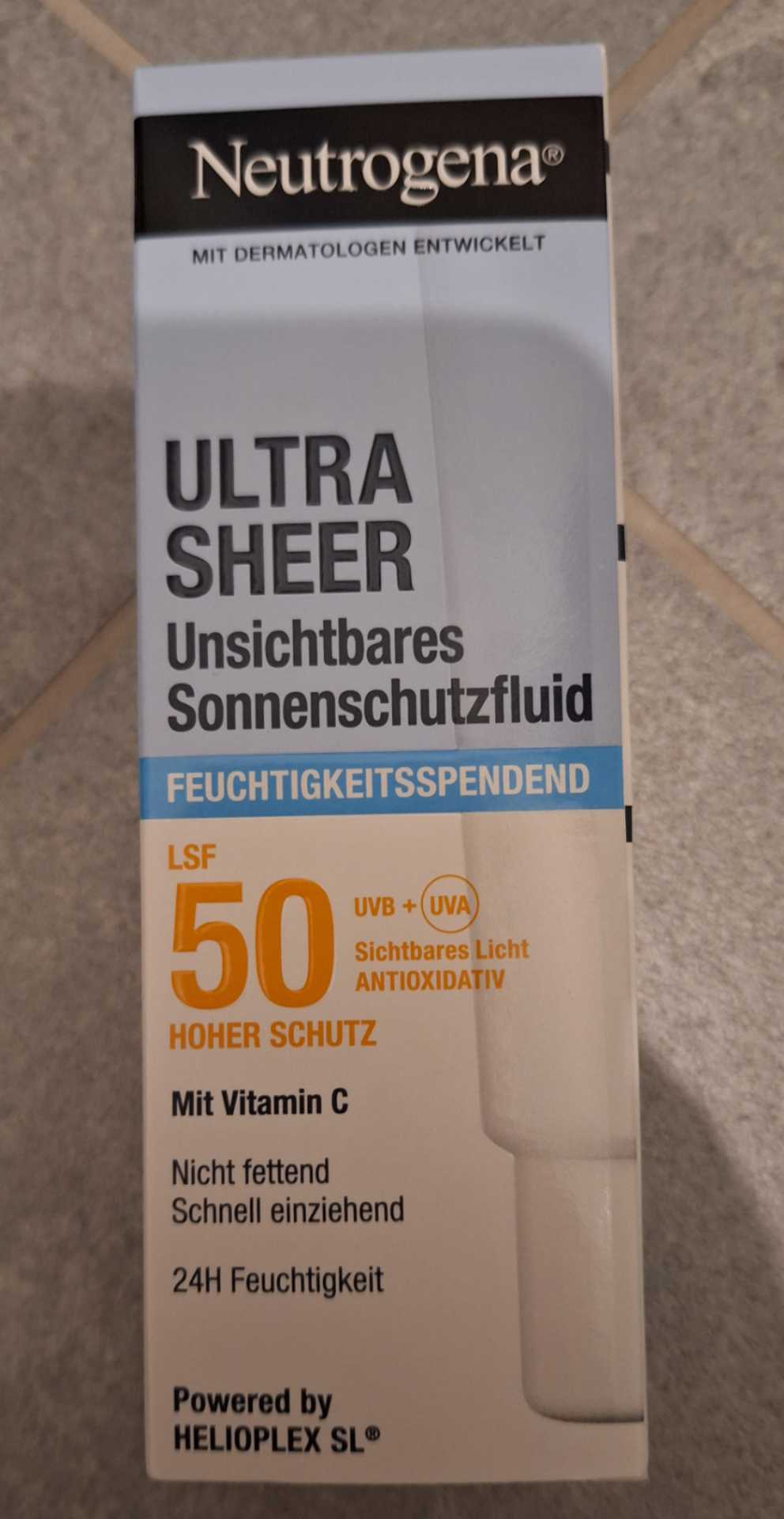 Unsichtbares Sonnenschutzfluid
