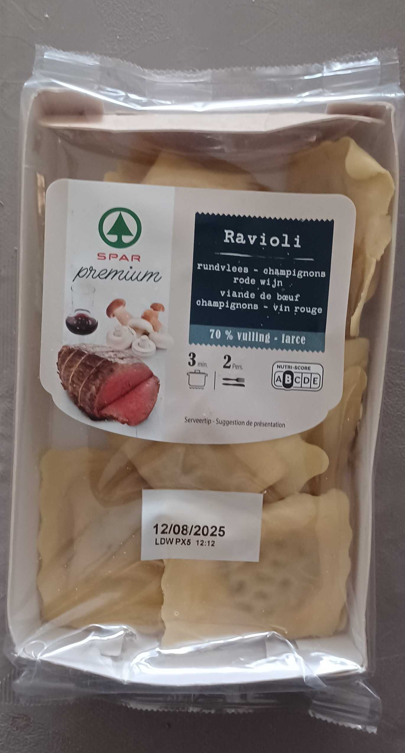 Ravioli met rundvlees, champignons, rode wijn