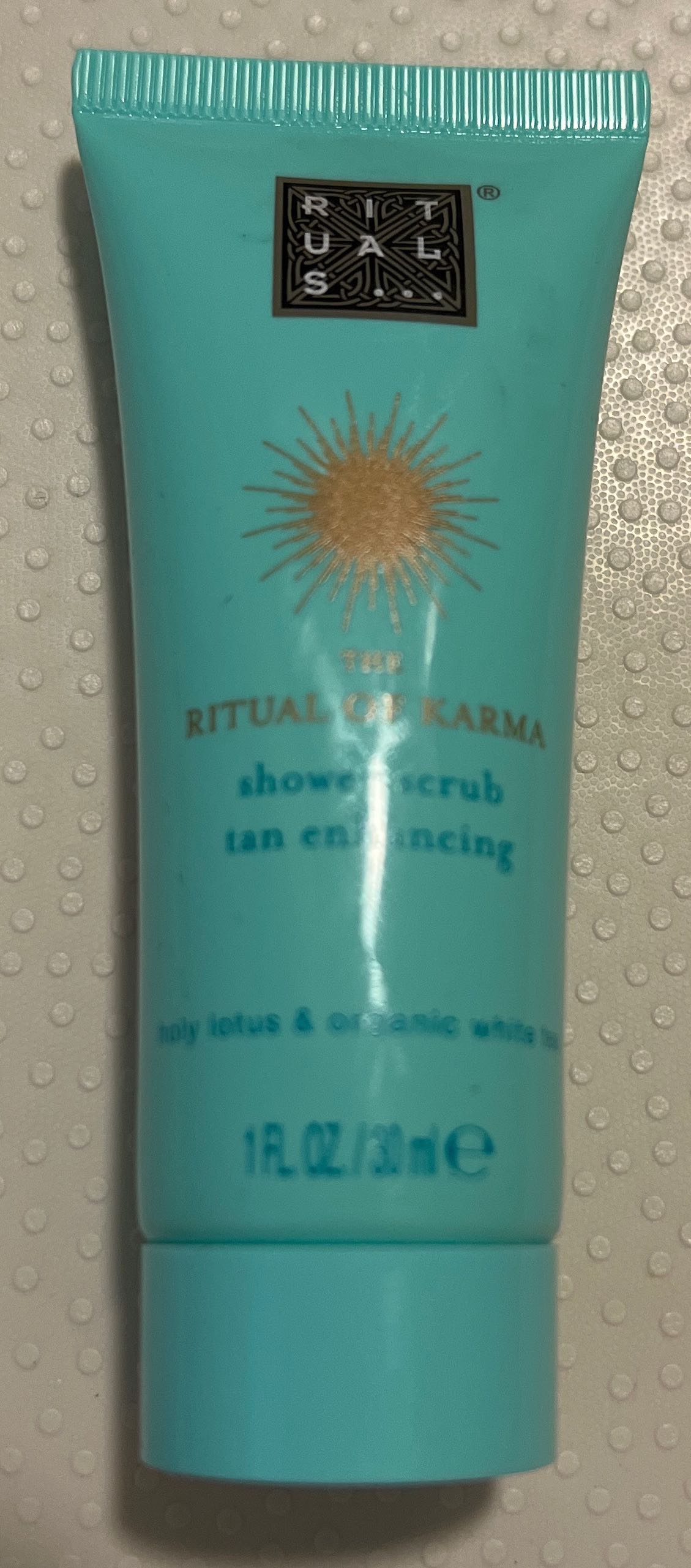 Rituals shower scrub