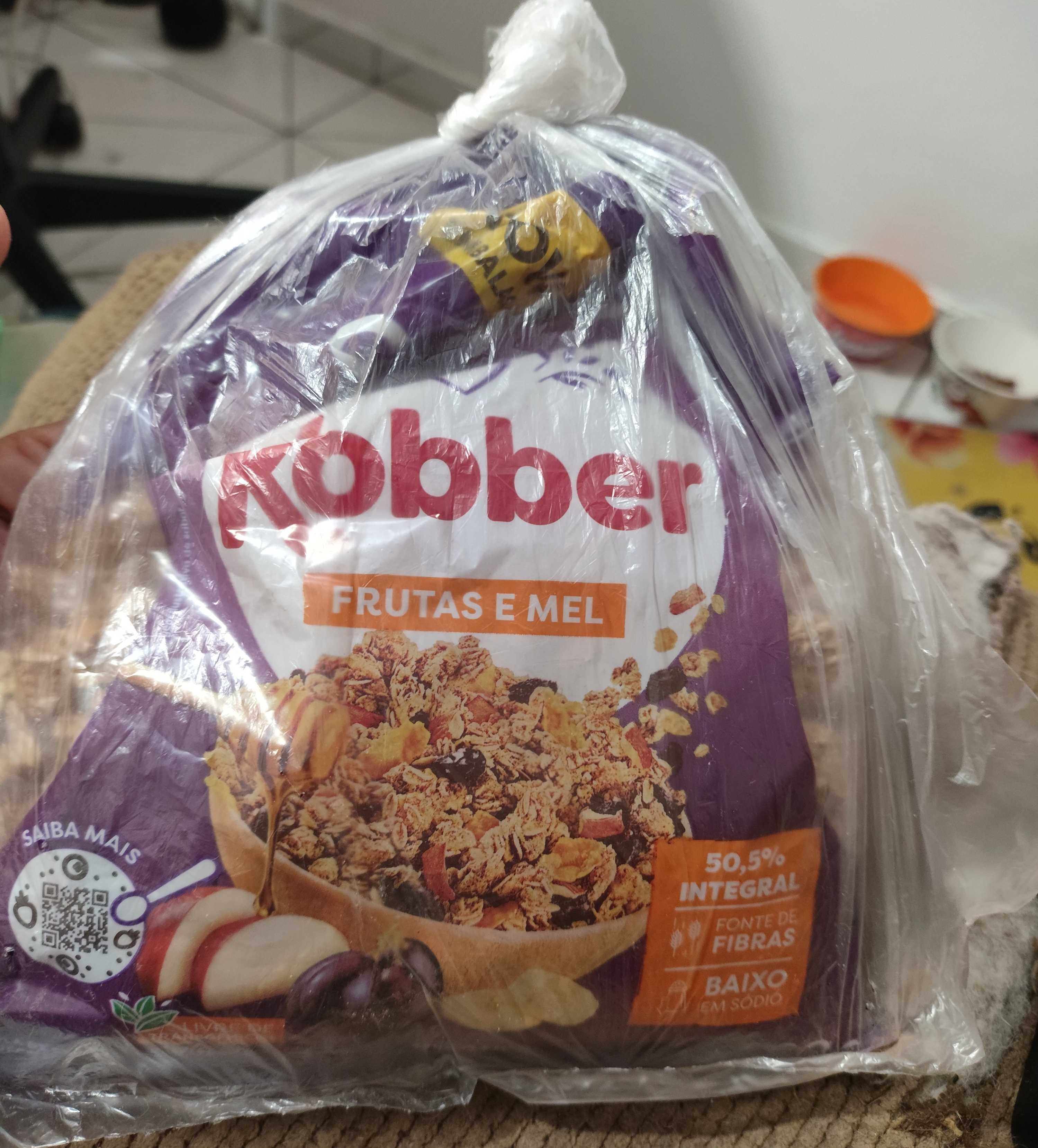 Granola frutas e mel