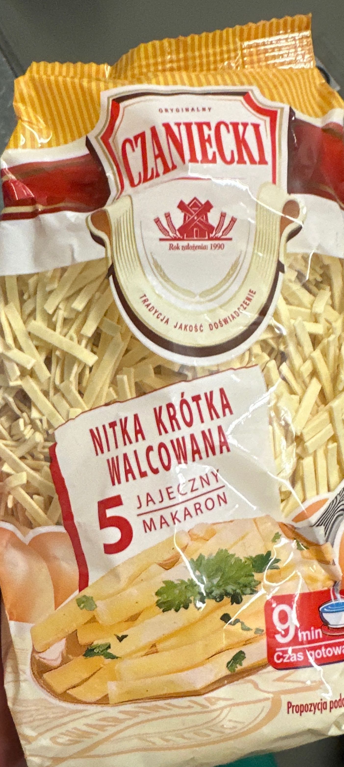 Makaron nitka krotka