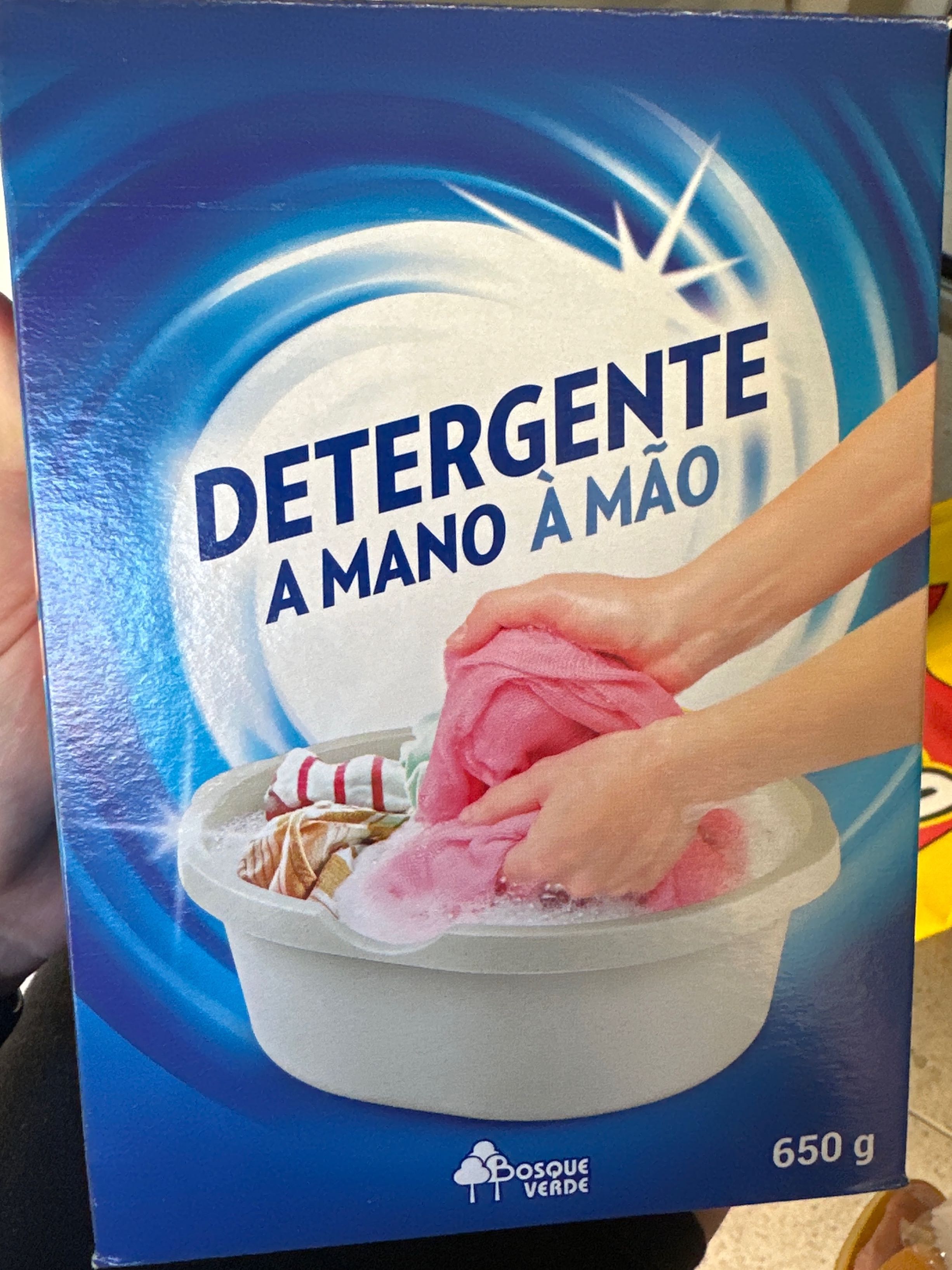 Detergente a mano