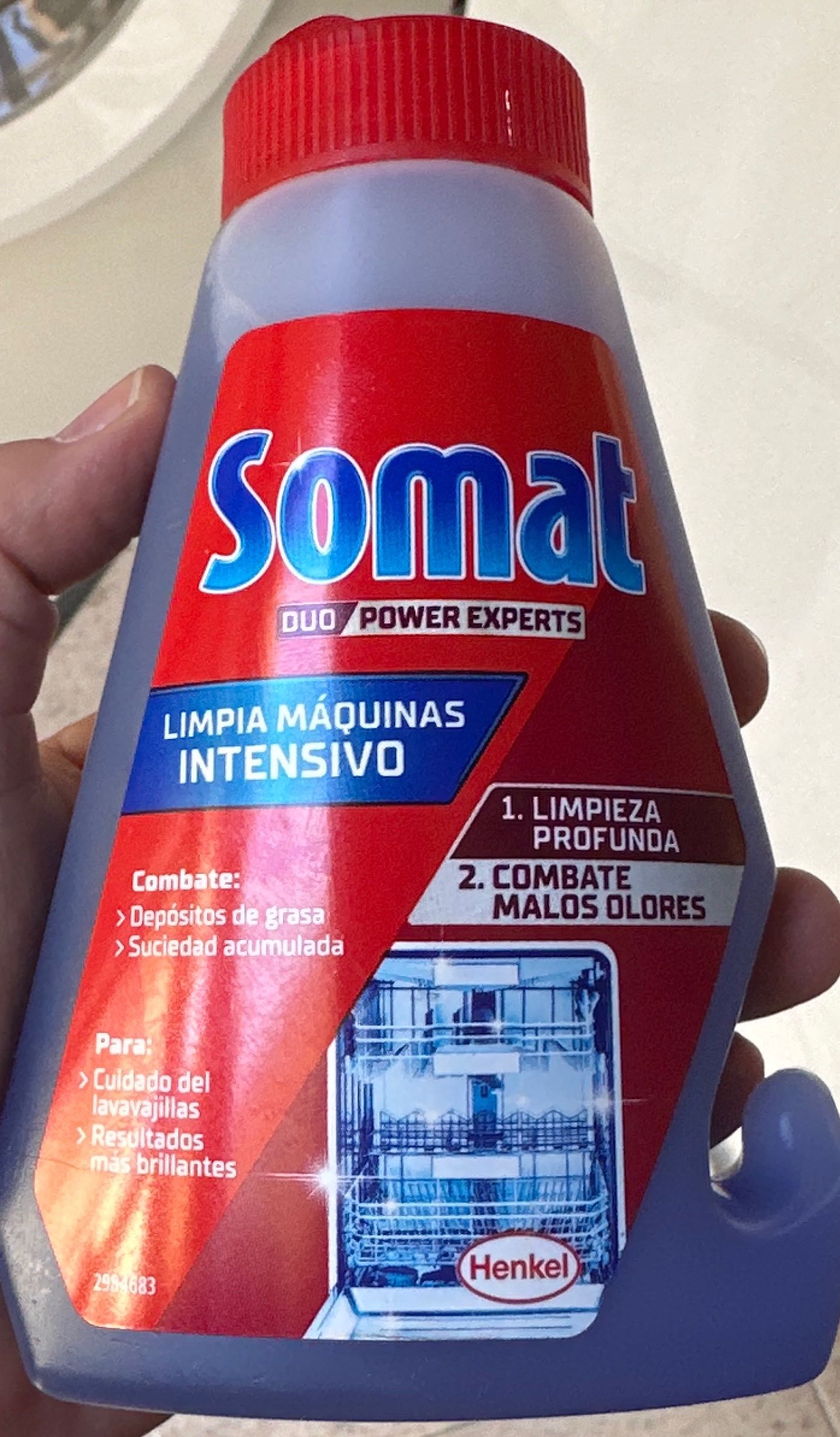 Limpia lavavajillas