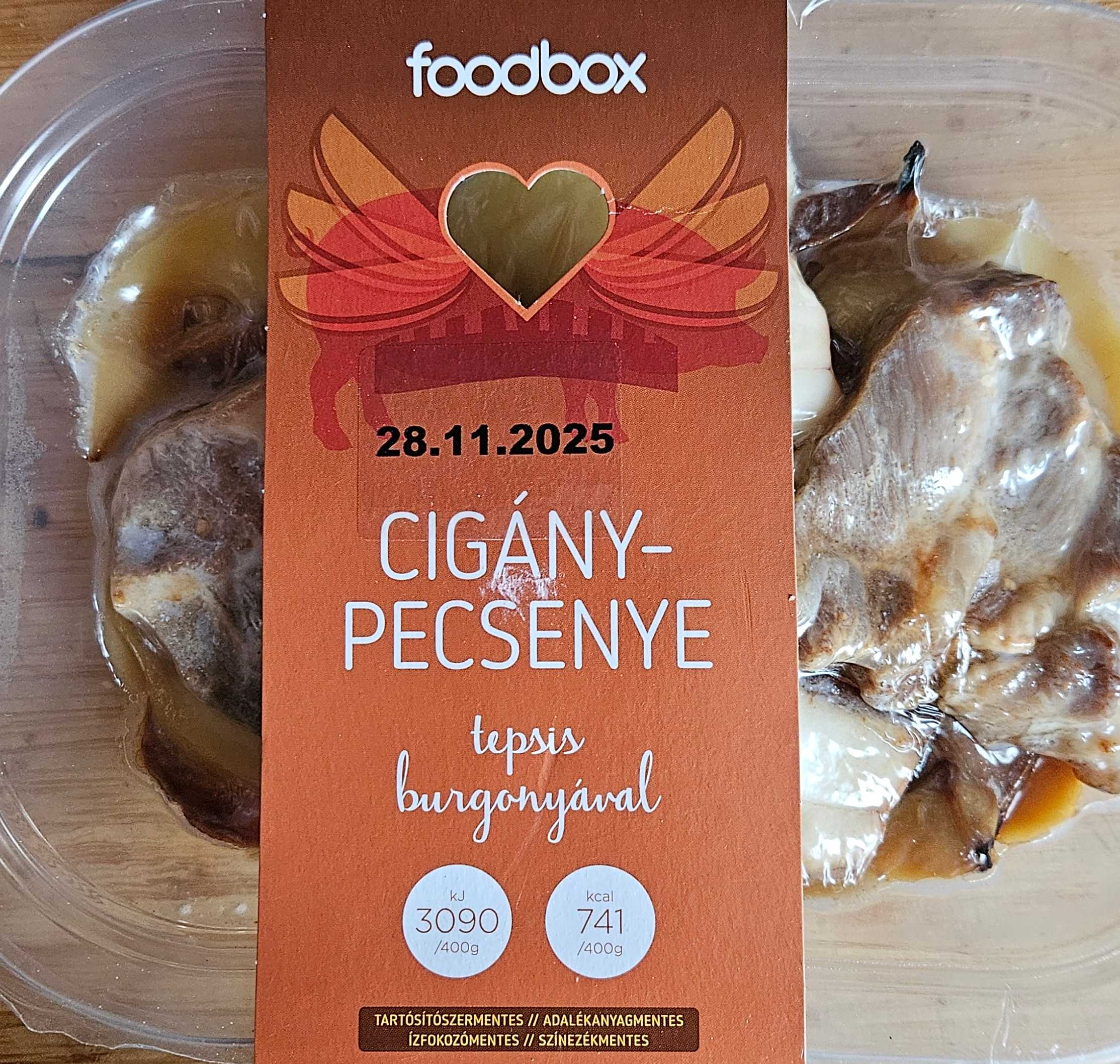 Cigánypecsenye tepsis burgonyával