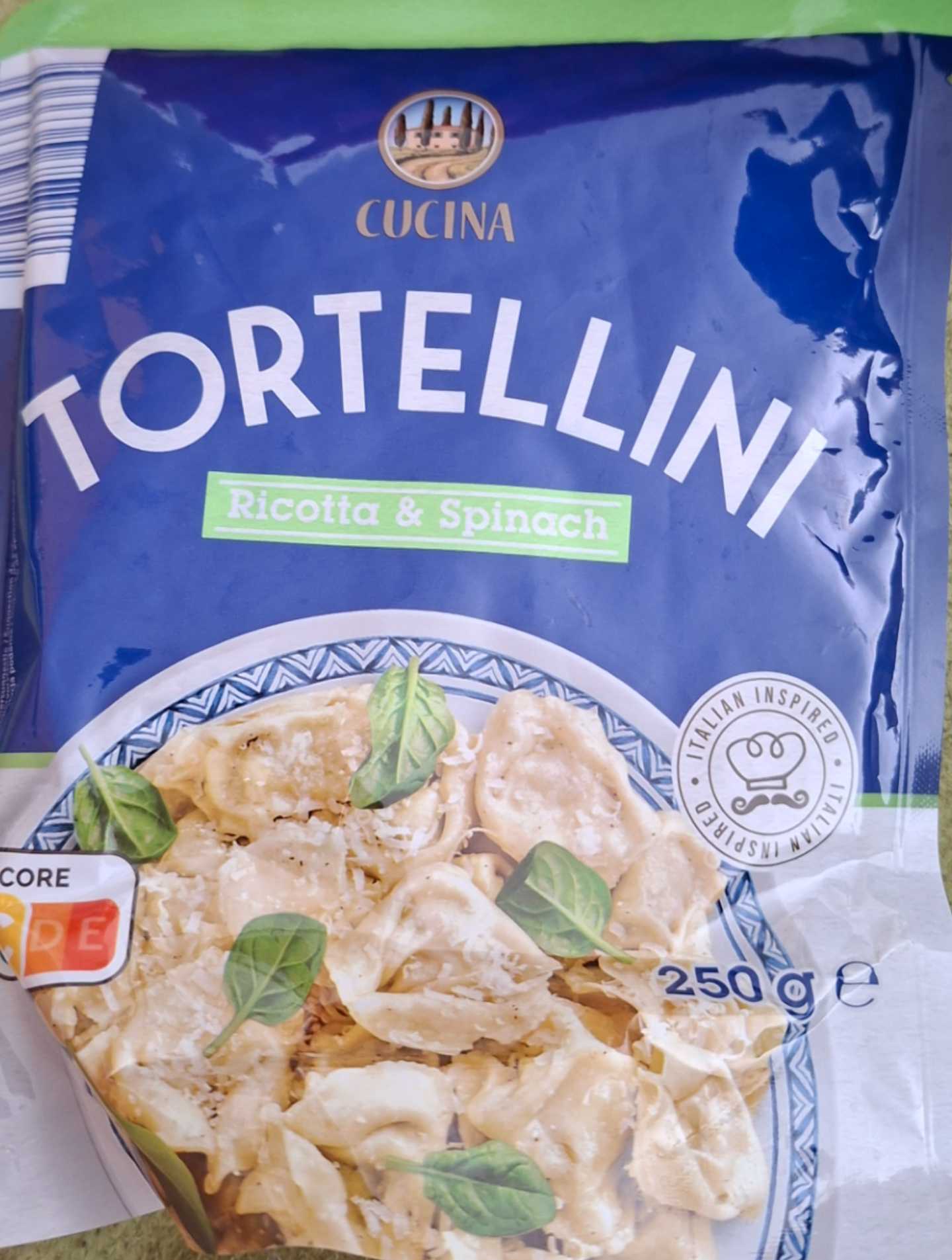 Tortellini ricotta spinach