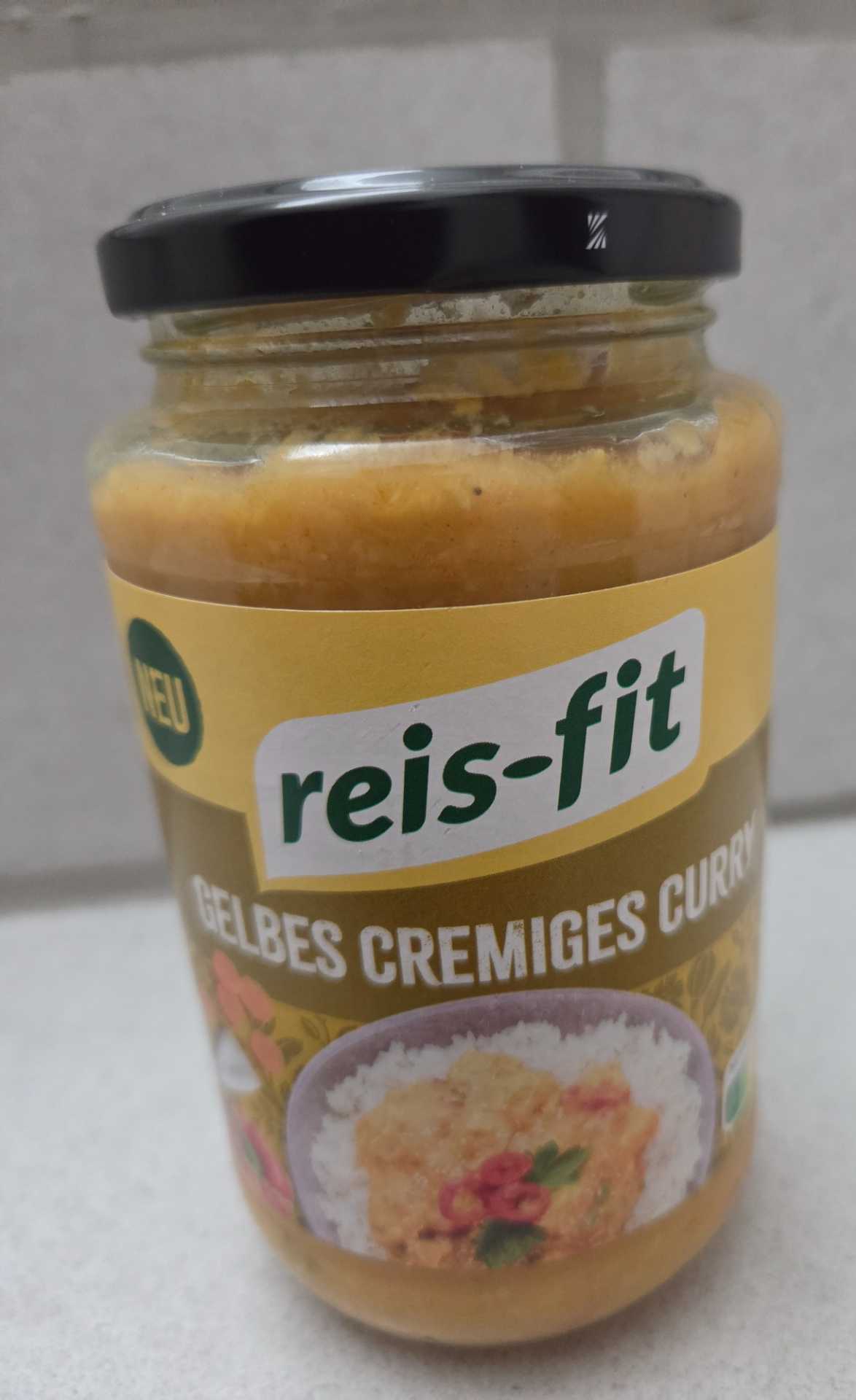 Gelbes cremiges Curry