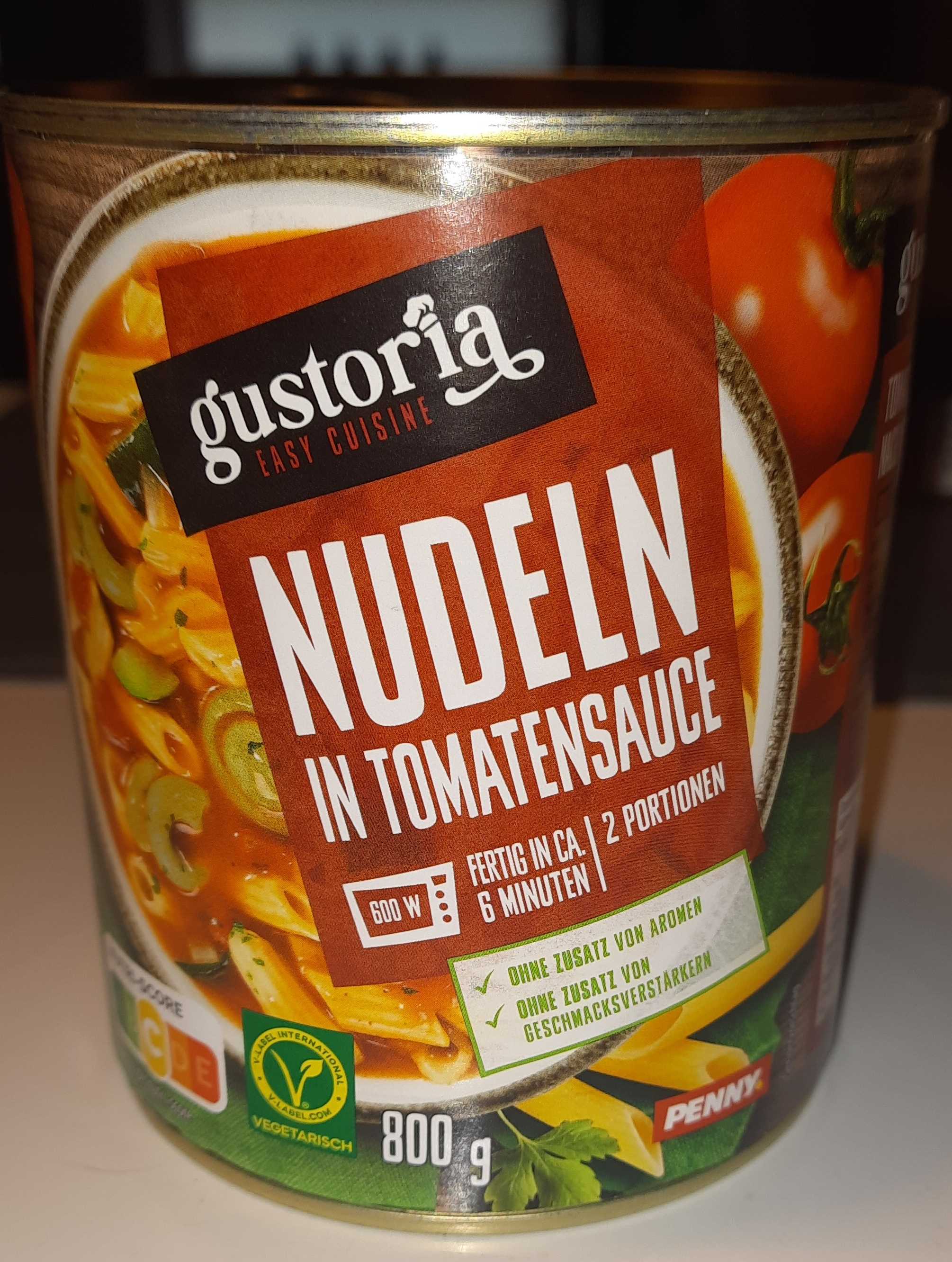 Nudeln in Tomatensauce