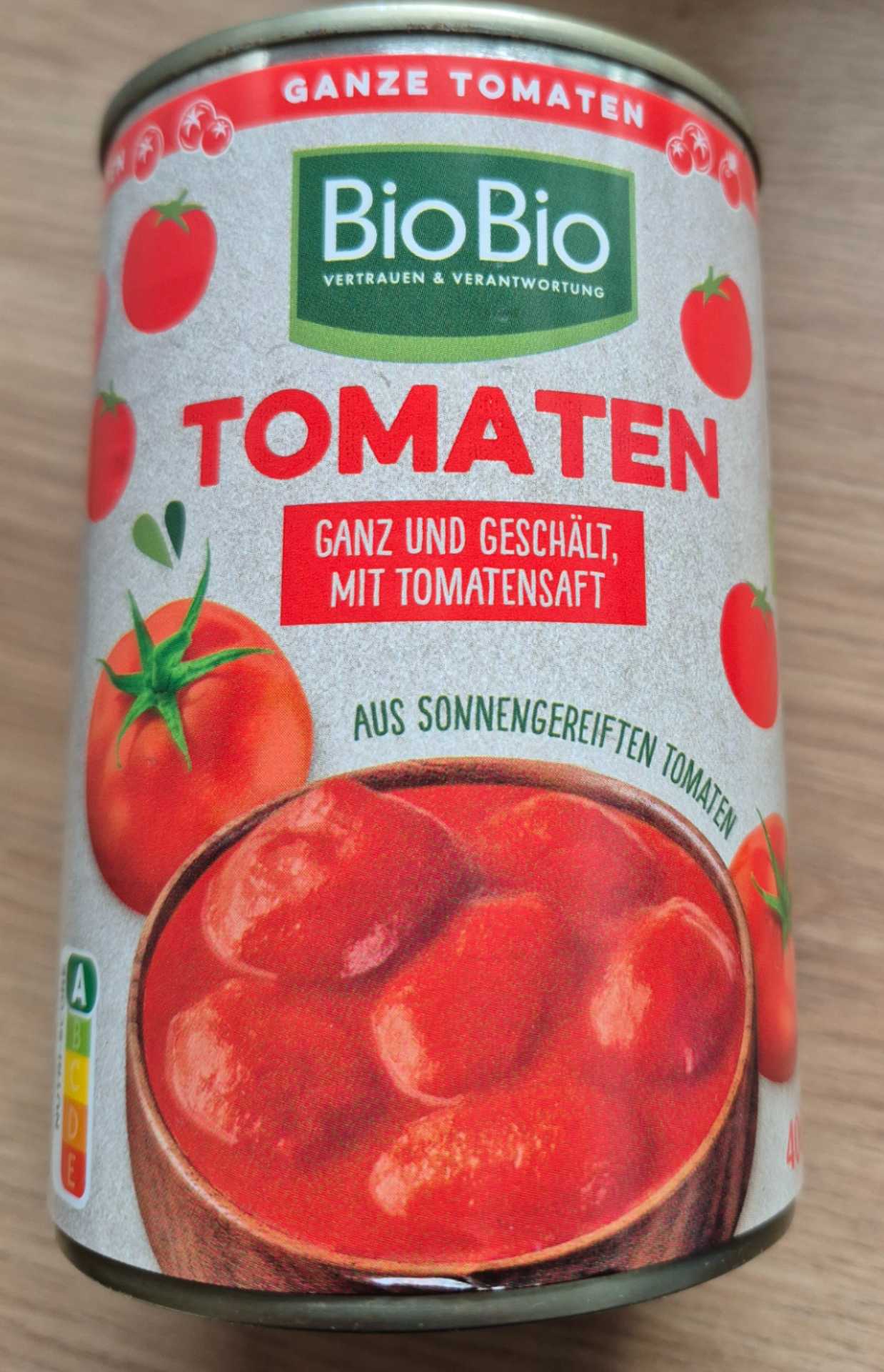 Tomaten ganz geschält
