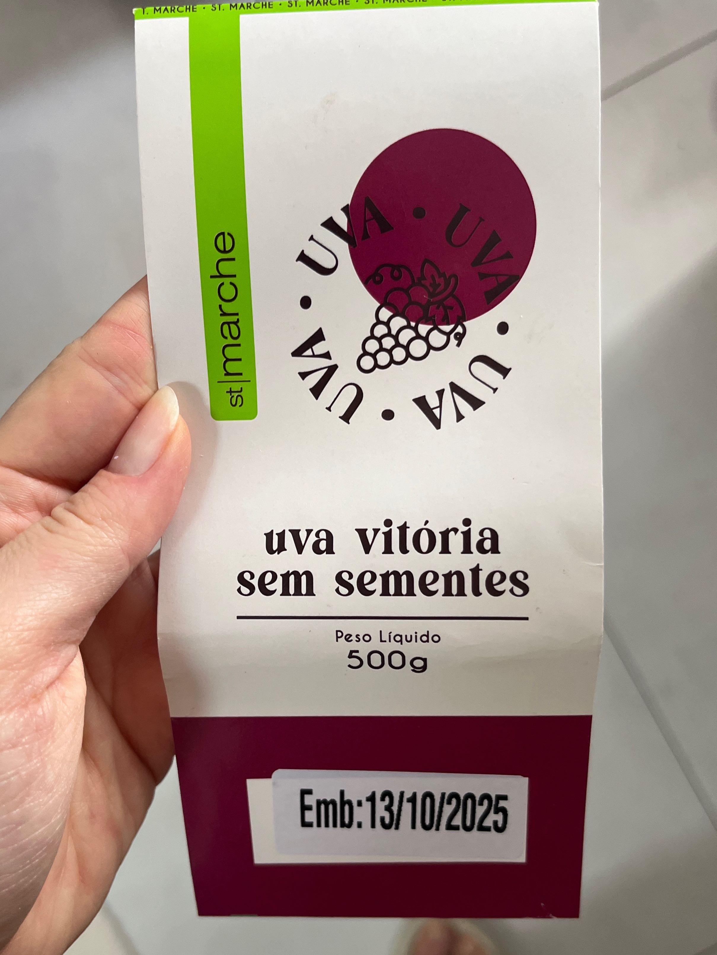 Uva vitoria sem sementes