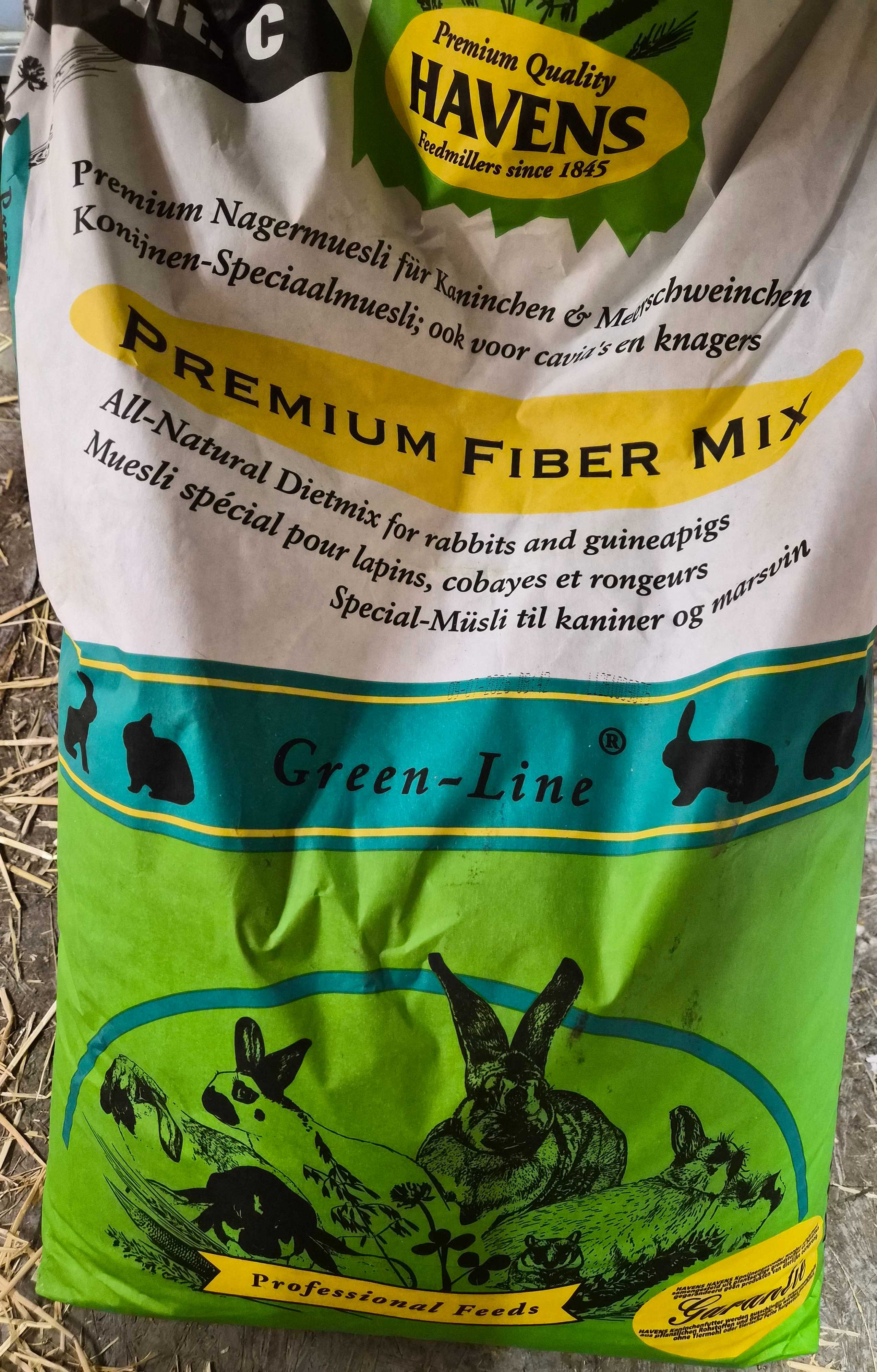 Natürliches Tierfutter für Kaninchen und Nager