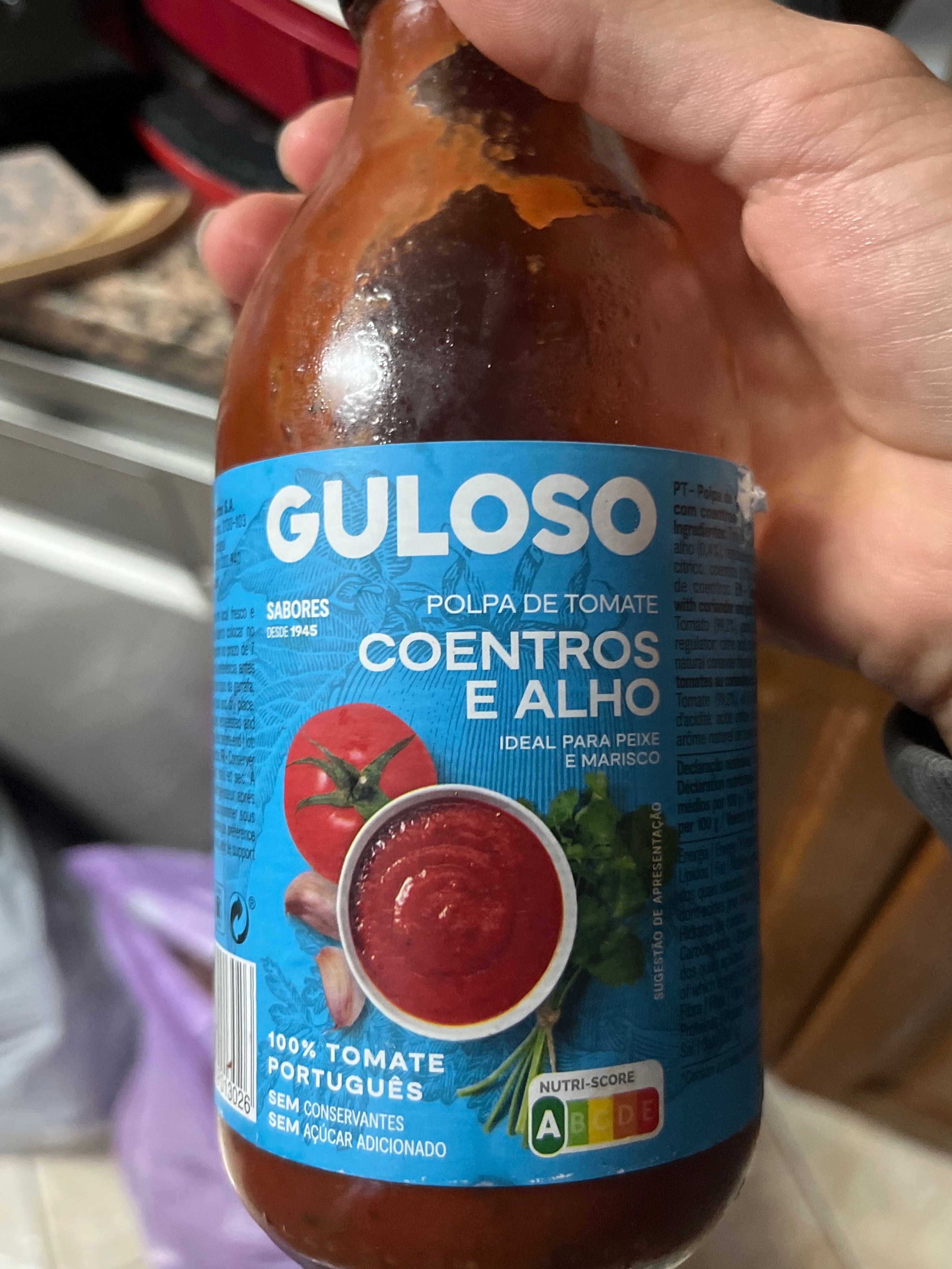 Polpa de tomate de coentros e alho