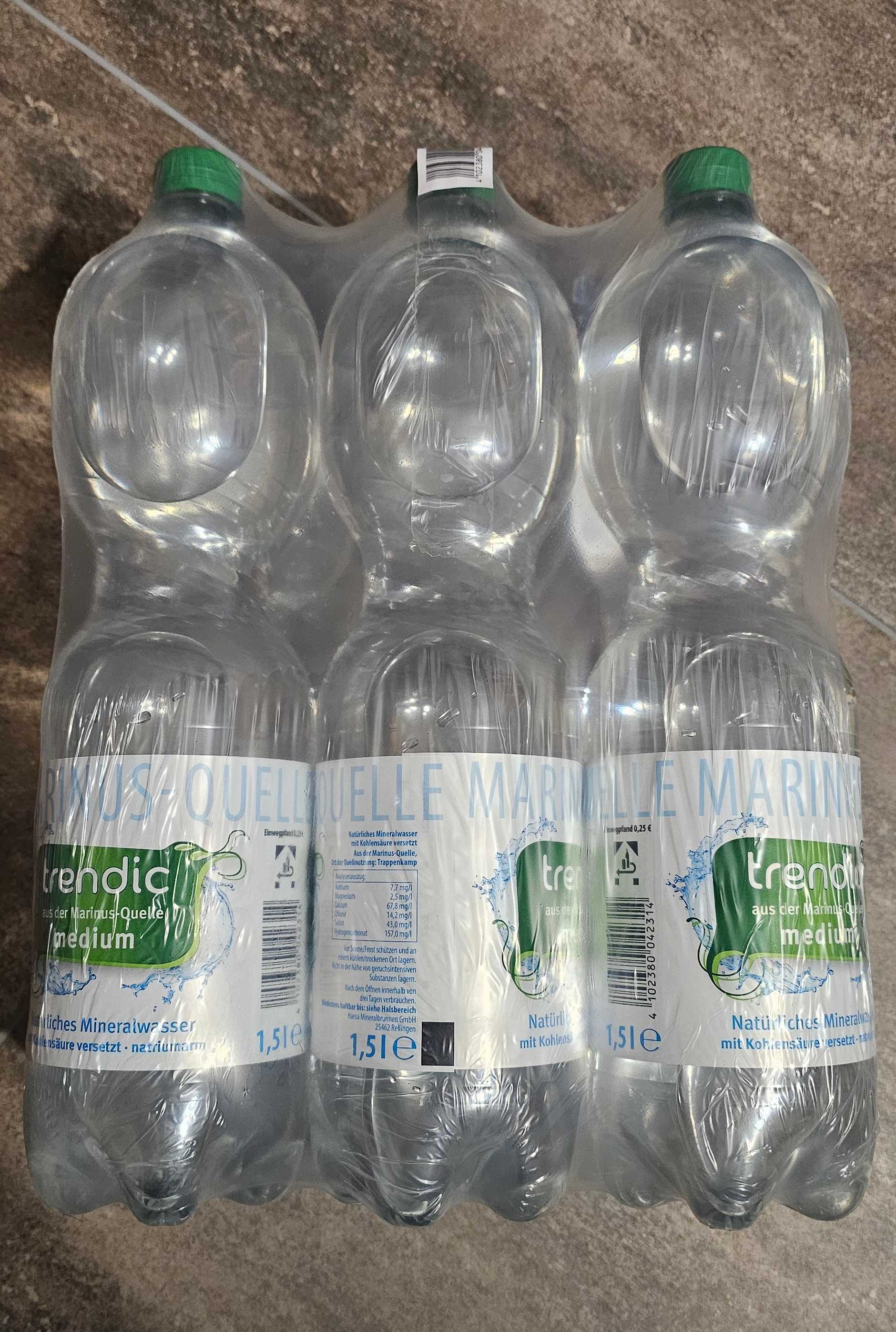 Natürliches Mineralwasser nedium