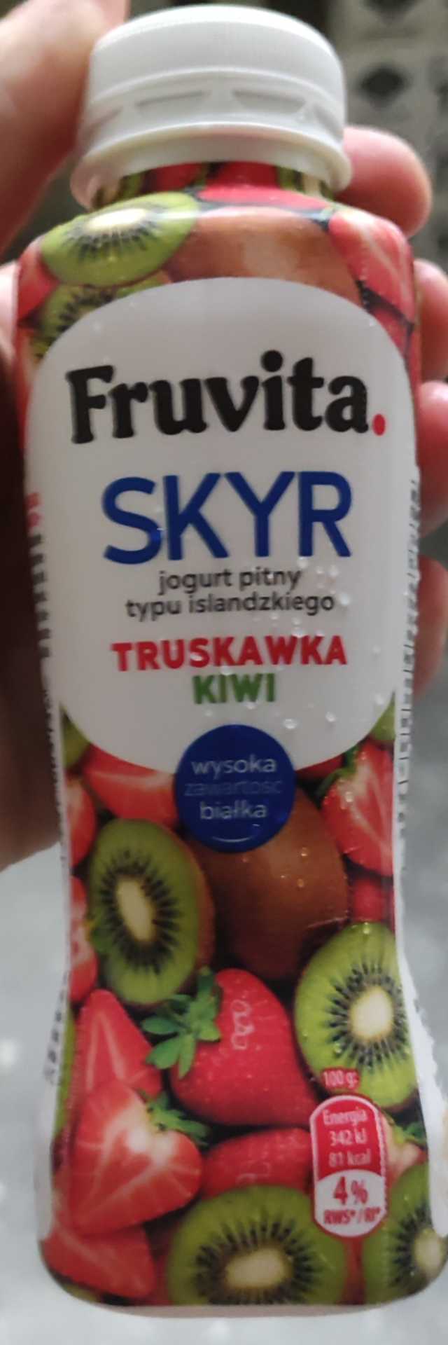 Skyr truskawka kiwi