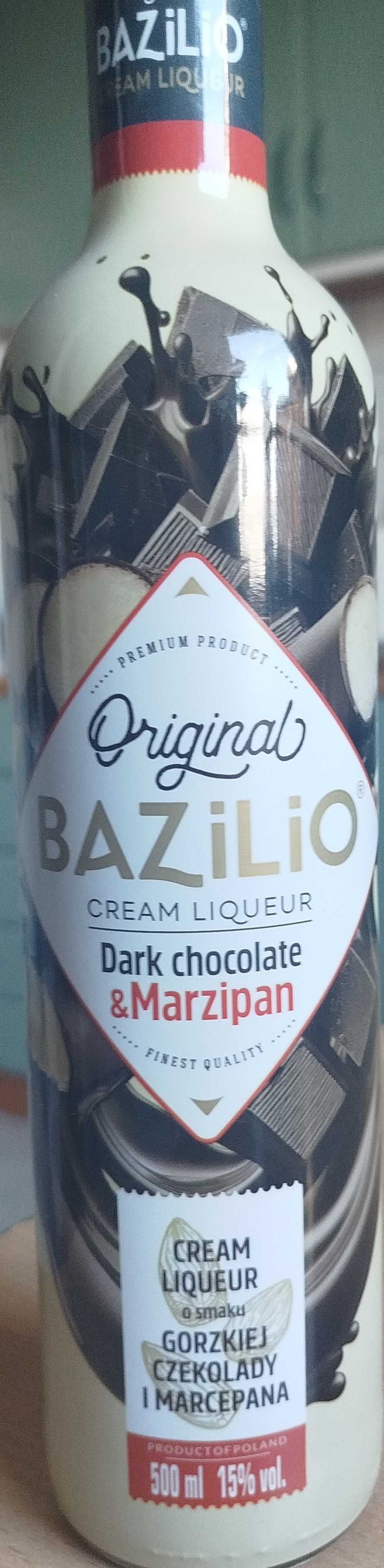 Likier o smaku gorzkiej czekolady i marcepana