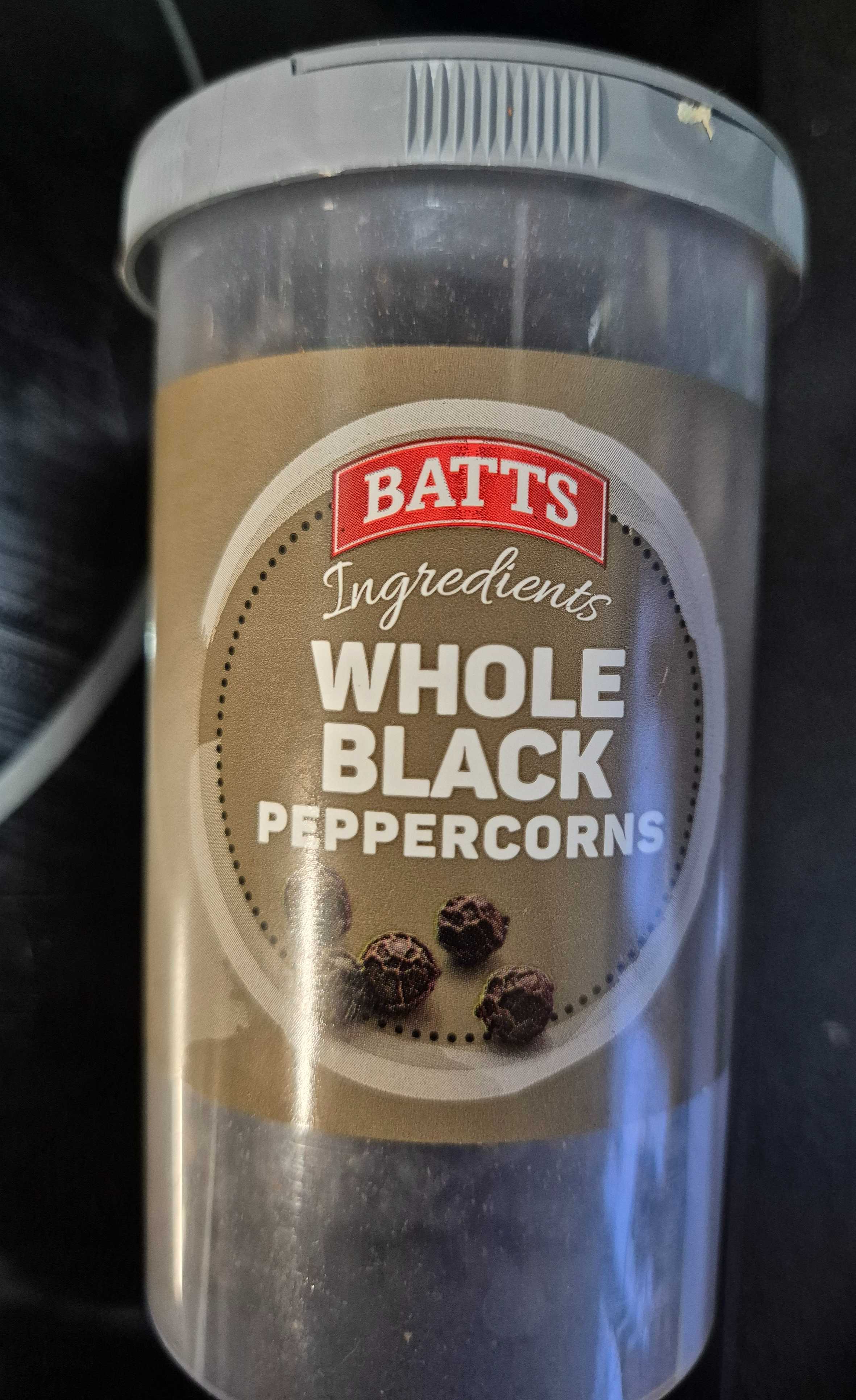 Whole Black peppercorn