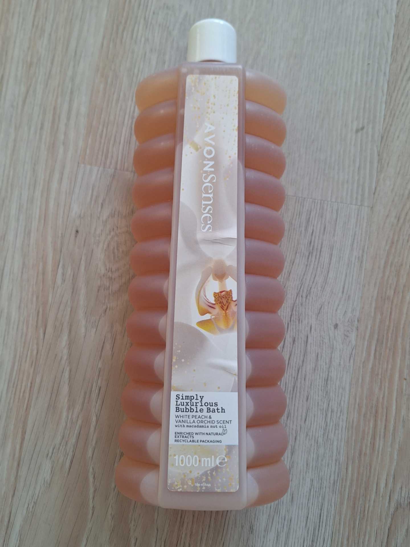 Simply Luxurious Bubble Bath White Peach & Vanilla Orchid