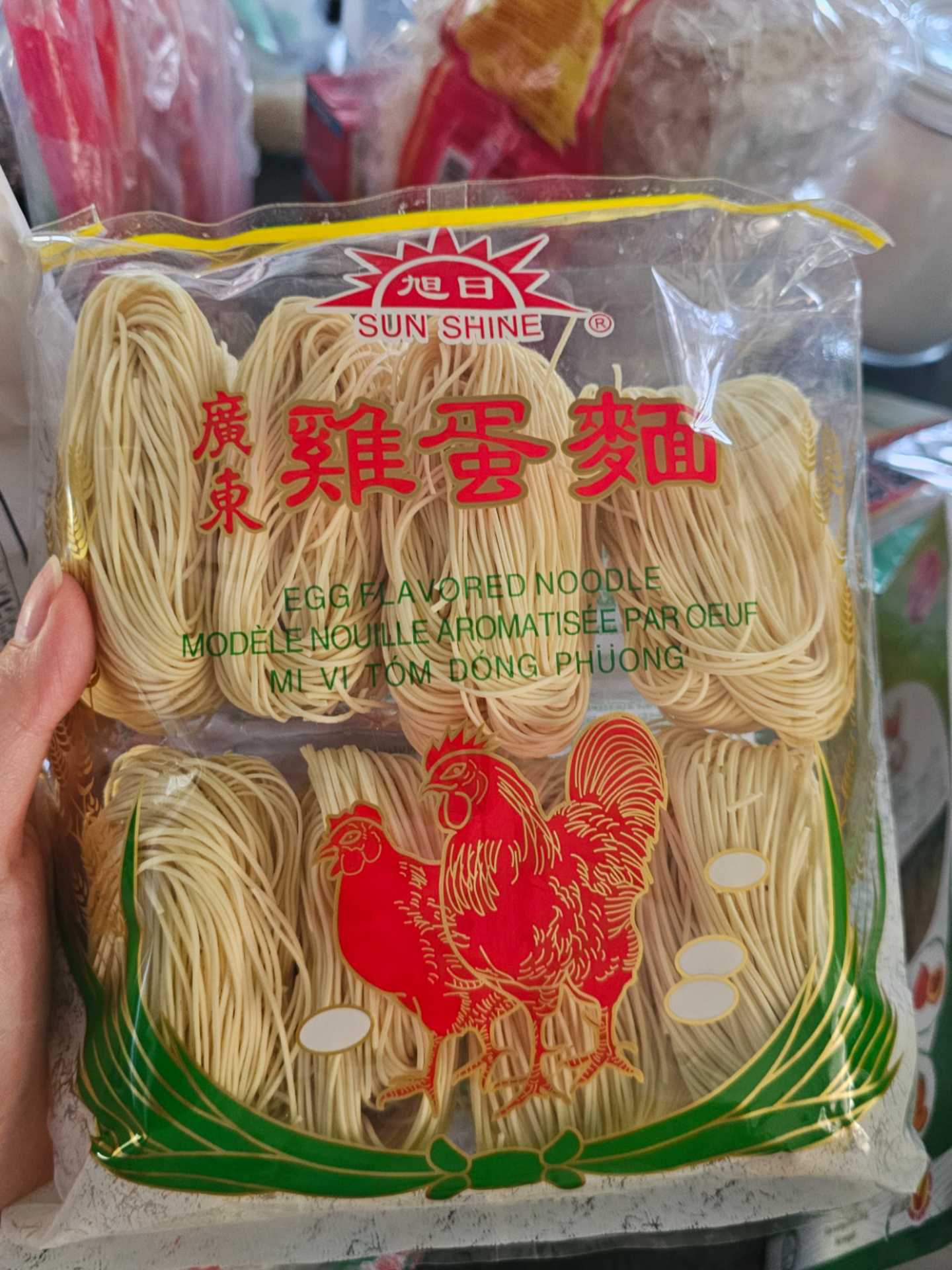 egg flavored noodles