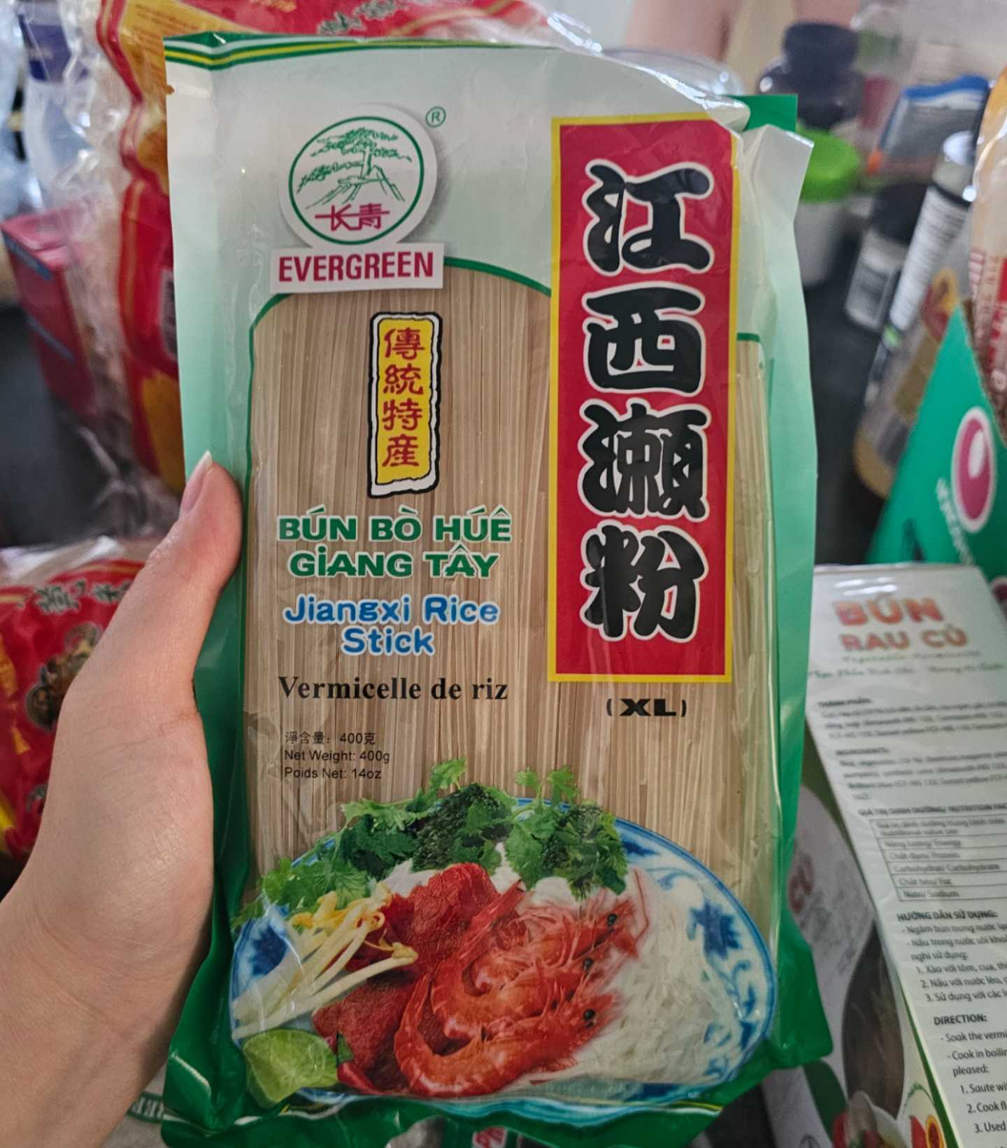 bun bo hue noodles