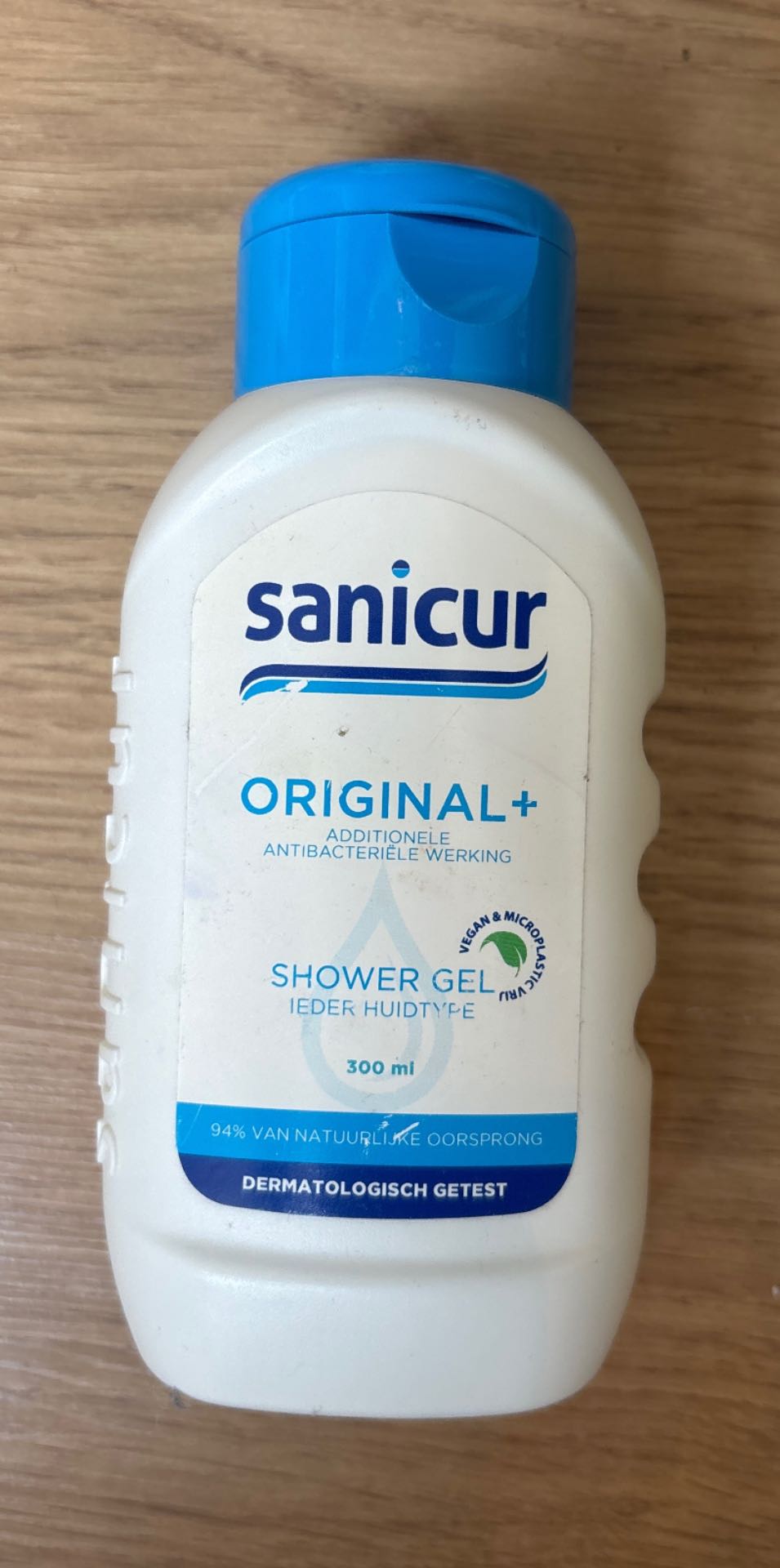Sanicur shower gel