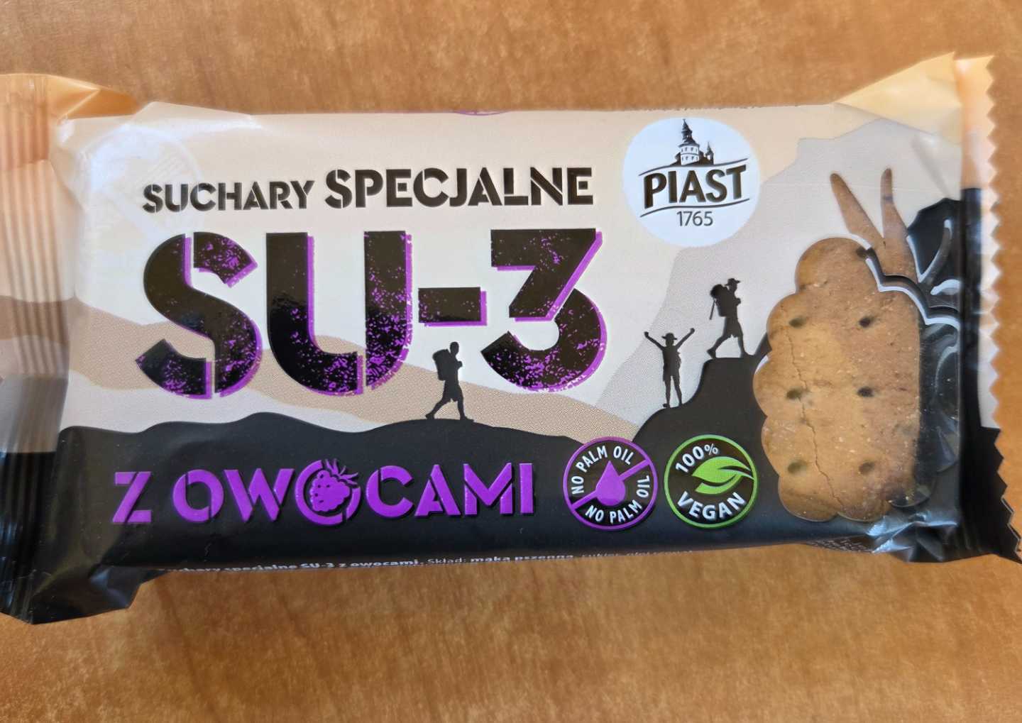 Suchary specjalne SU-3 z owocami