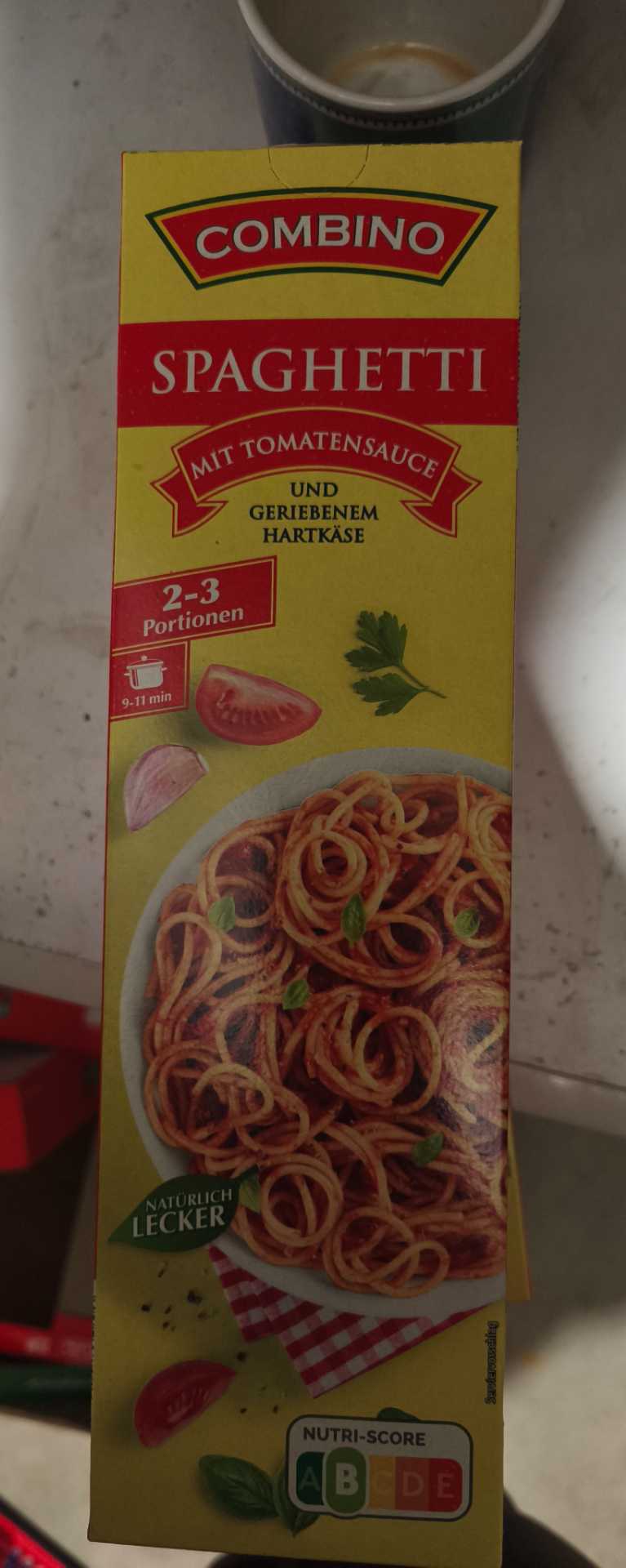 Spaghetti mit Tomatensoße