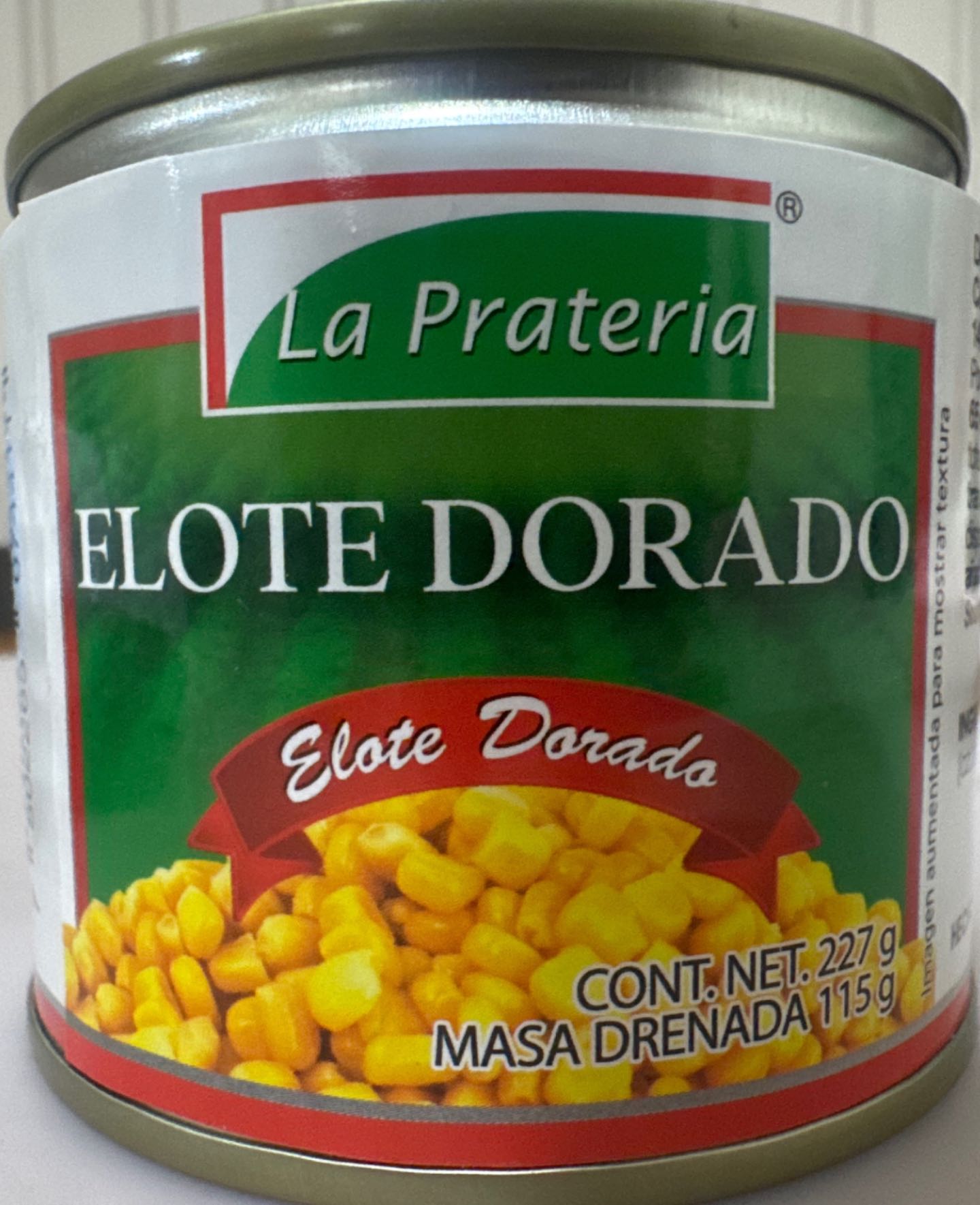 Granos de elote dorado