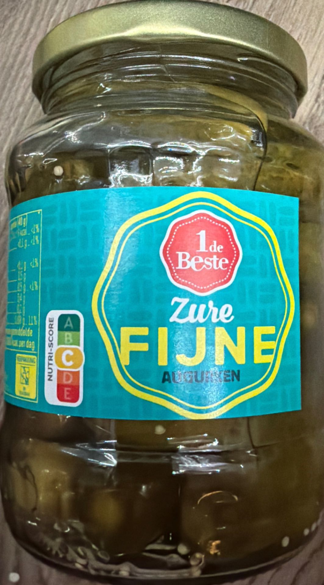 Zure fijne augurken