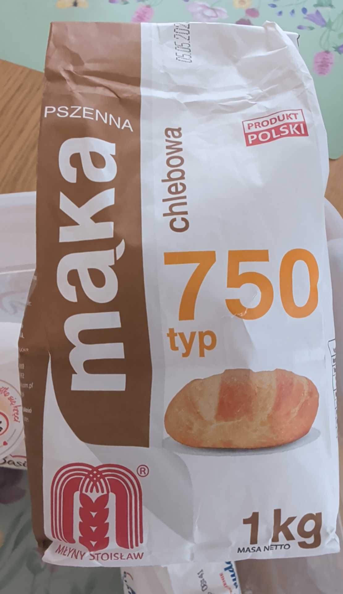 Mąka pszenna chlebowa typ 750