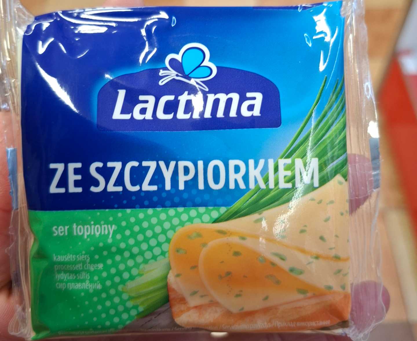 Ser topiony ze szczypiorkiem