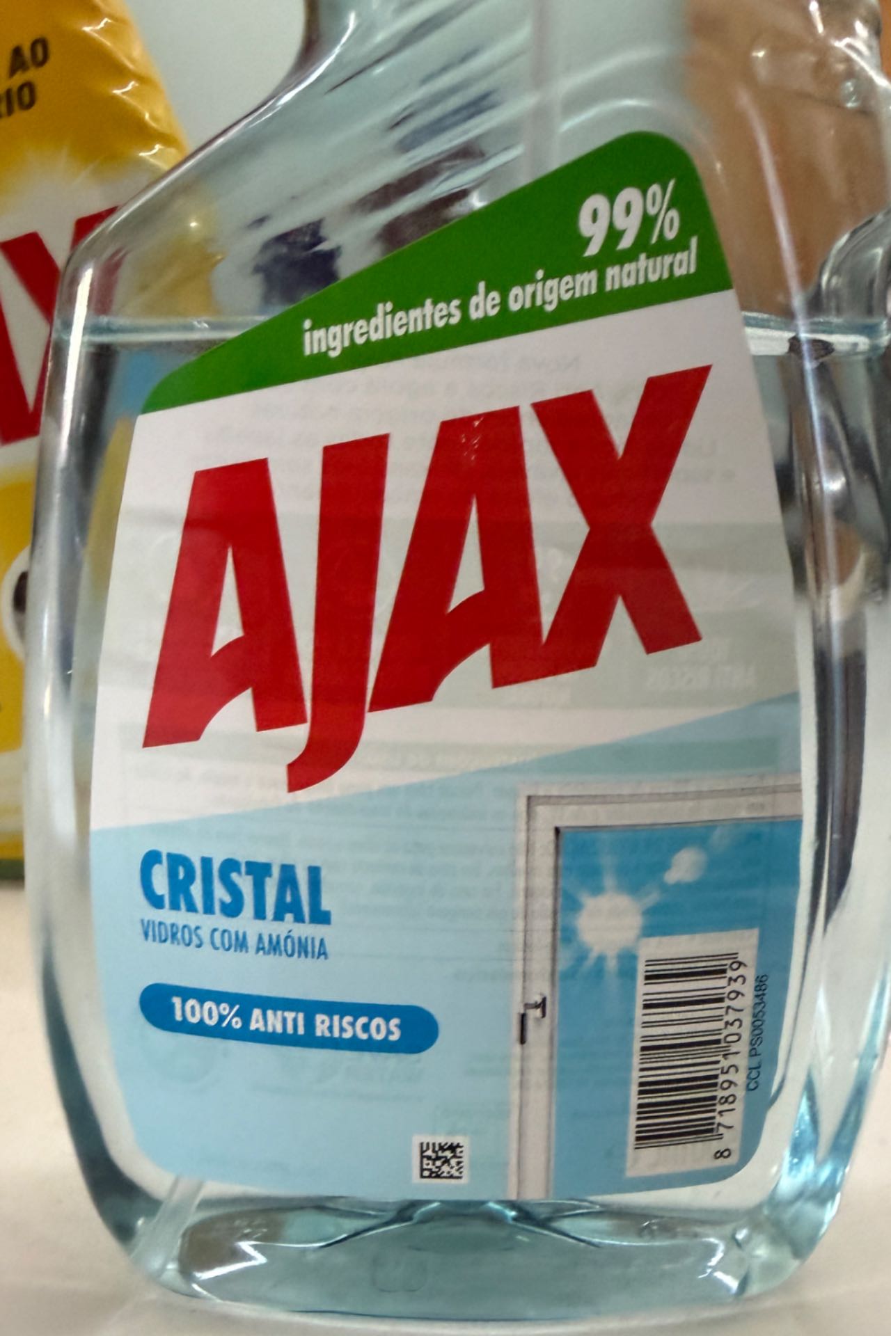 Ajax limpa vidros