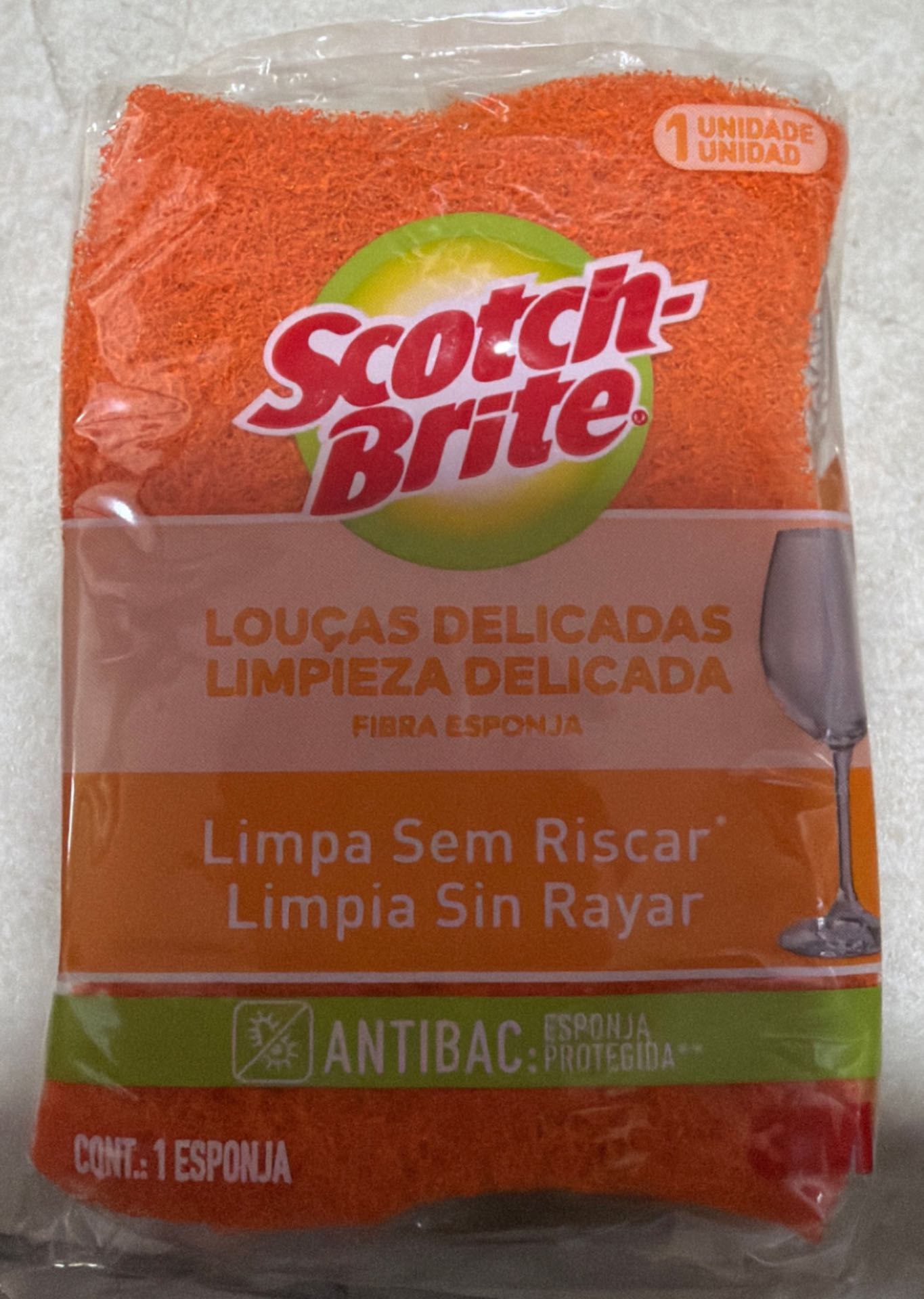 Bucha Pia, Delicada